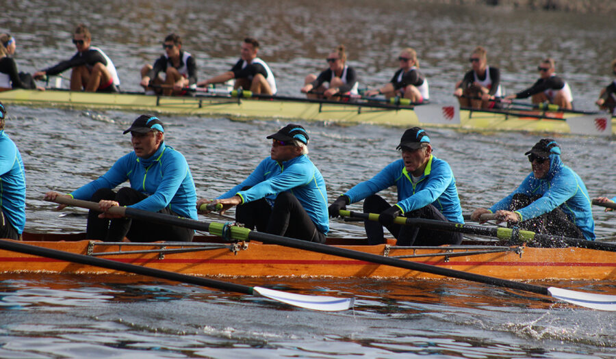 Masters-Maenner-volle-fahrt